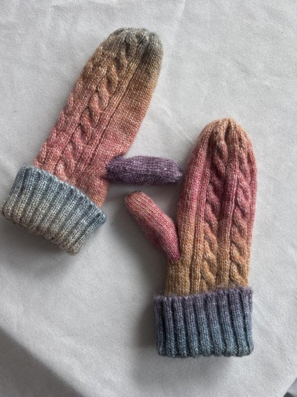 BP Nordstrom Cable Knit Fleece Lined Mittens Ombre Space Dye OS